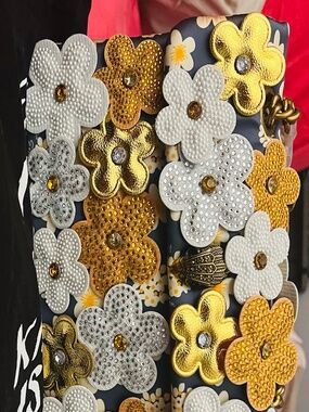 Beautiful New Kensington Daisy Convertible Shoulder Bag